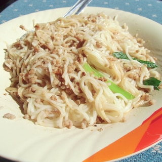 そうめんで汁なし麻婆担々にゅうめん